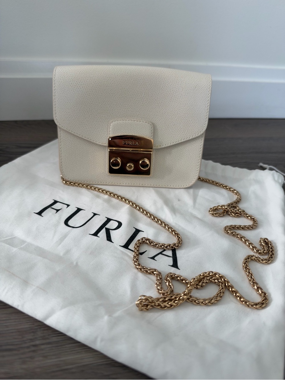 Furla Metropolis mini crossbody